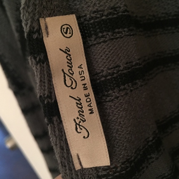 Final Touch | Gray striped twist back sweater - Picture 4 of 5